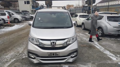 Honda Stepwagon 2016 в Краснодар 2.12.2019